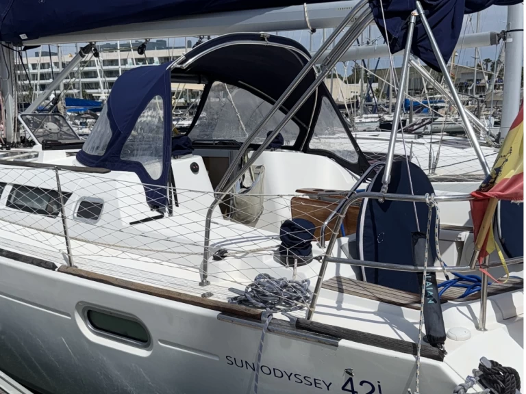 Wynajmij Jeanneau Sun Odyssey 42i w El Puerto de Santa María