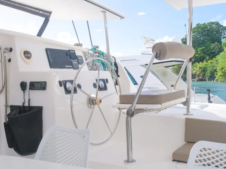 Wynajmij Voyage Voyage 480 - 4 + 2 cab. w Parish of Saint George