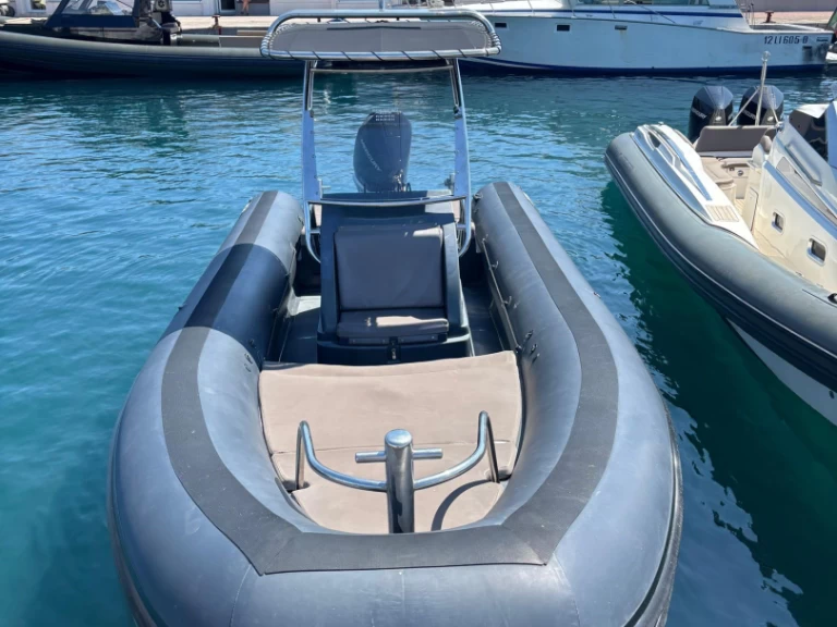 Wynajem Łódż półsztywna Sea Water z patentem 