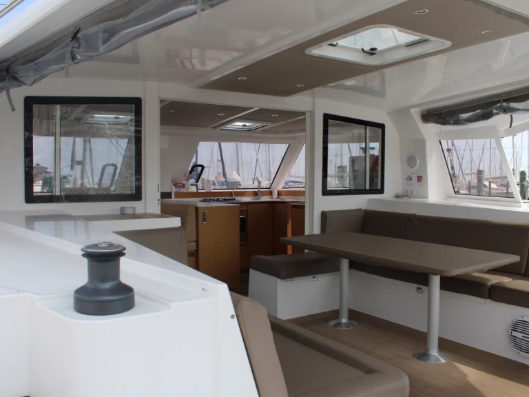 Wynajem łodzi Rimini tanio Nautitech 40 Open 