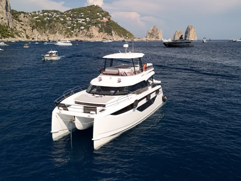 Wynajem Motorówka Prestige z patentem 