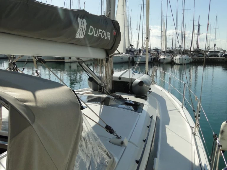 Wynajmij Dufour Dufour 470 w Alimos