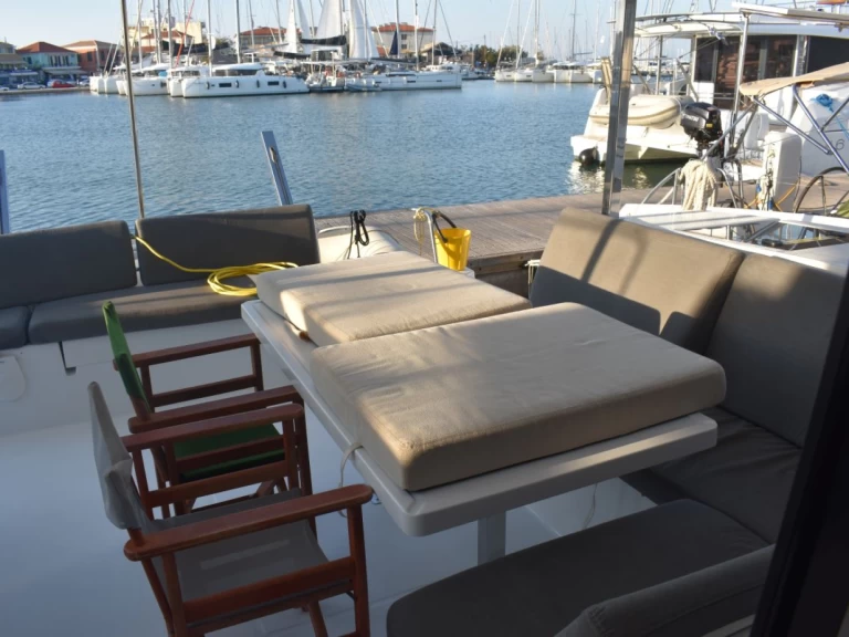 Wynajem Katamaran w Lefkáda - Fountaine Pajot Isla 40