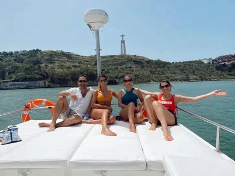 Fountaine Pajot Highland 35 między profesjonalistami a osobami prywatnymi w Belém