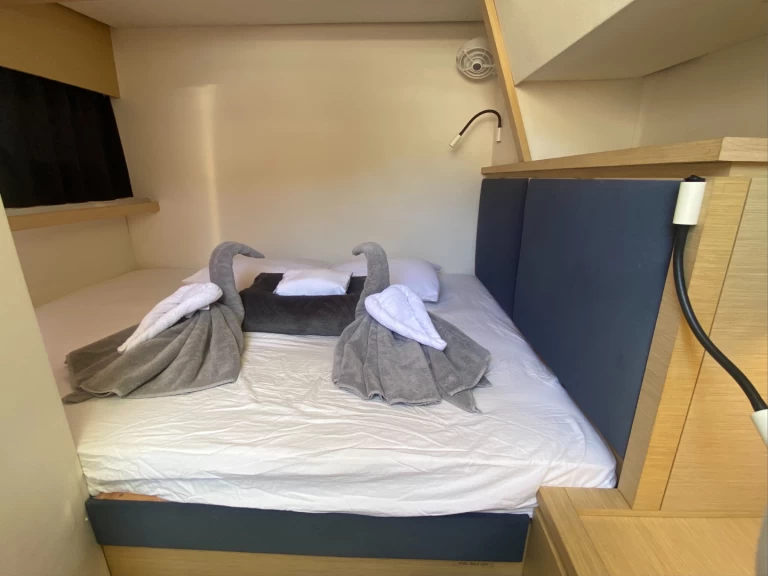 Wynajmij Katamaran z lub bez skippera Fountaine Pajot w Road Town