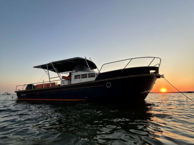 Wynajem łodzi Arcachon tanio Beacher V10 Croisière