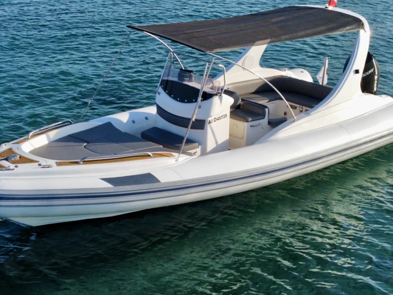 Wynajmij Łódż półsztywna z lub bez skippera Lomac w Porto-Vecchio