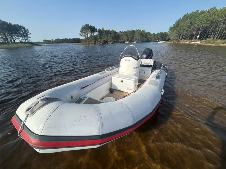 Łódż półsztywna do wynajmu w Le Moutchic w najlepszej cenie