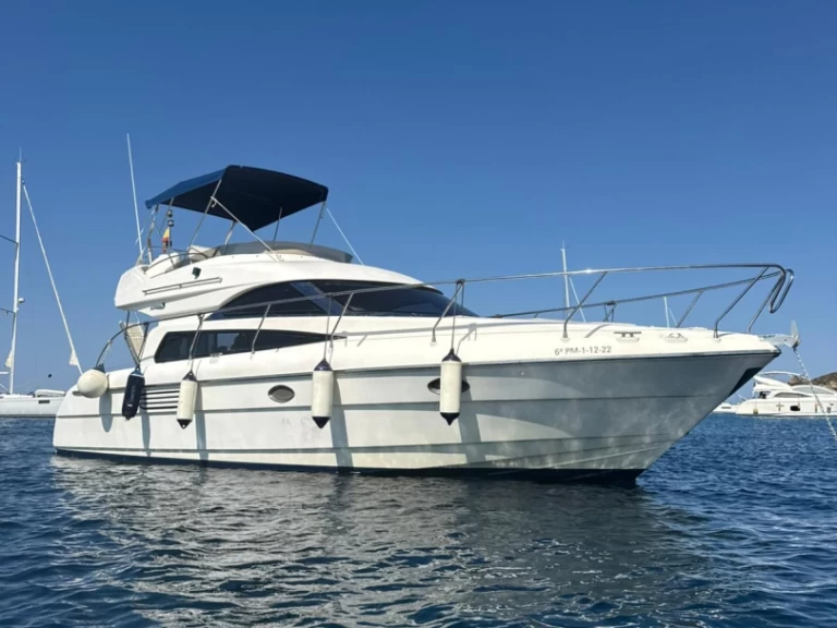 Wynajmij Astondoa Astondoa 39 AS w Marina de Dénia