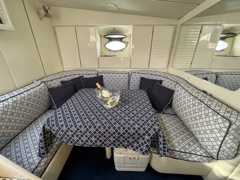 Motorówka do wynajmu w Olbia Port w najlepszej cenie