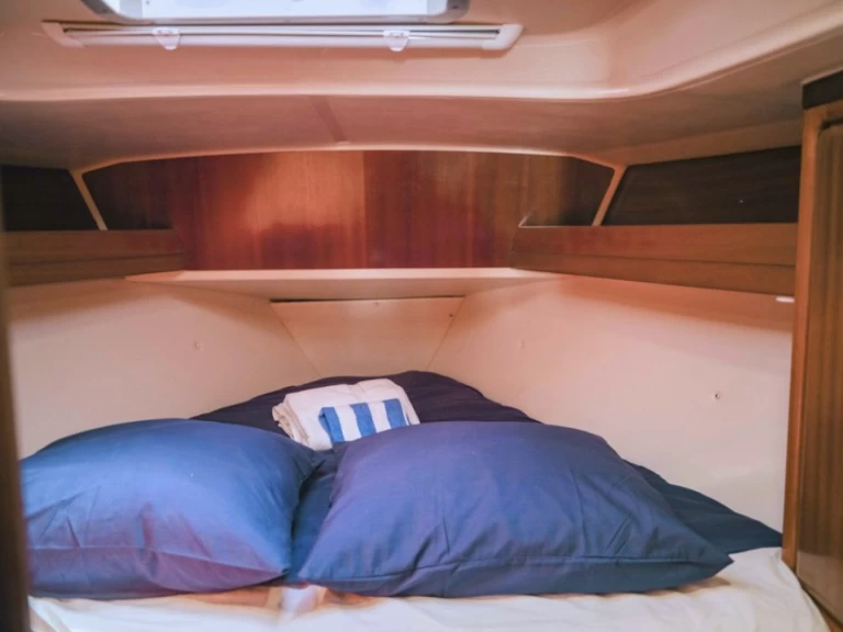 Bavaria Bavaria 50 między profesjonalistami a osobami prywatnymi w Cavalaire-sur-Mer