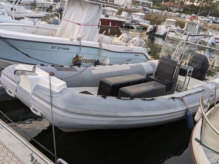 Łódż półsztywna do wynajmu w Capbreton w najlepszej cenie