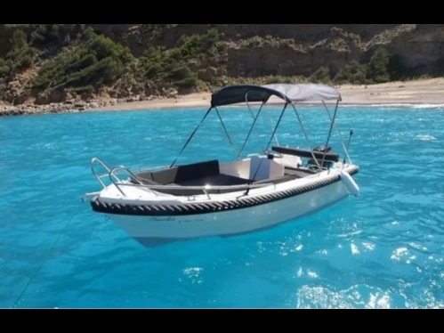 Wynajem Motorówka Baltic z patentem 