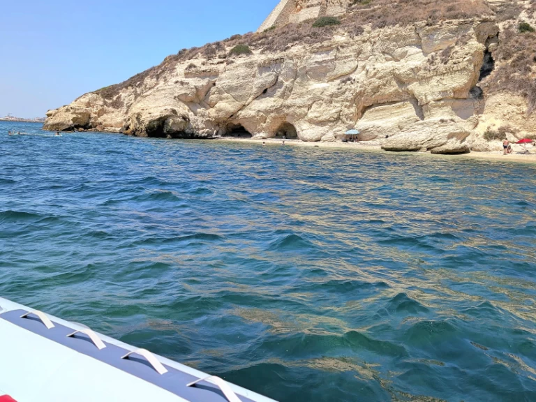 Wynajem łodzi Bwa Bwa 550 Pro w Cagliari Port na SamBoat 