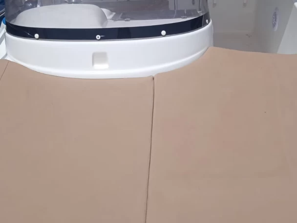 Wynajem Motorówka polyeste yacht z patentem 