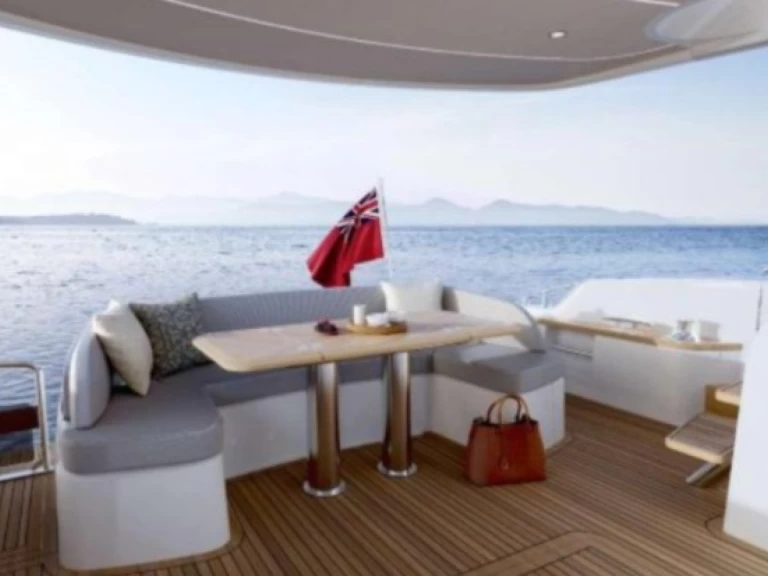 Wynajem Motorówka w Juan-les-Pins - Princess 49 Fly