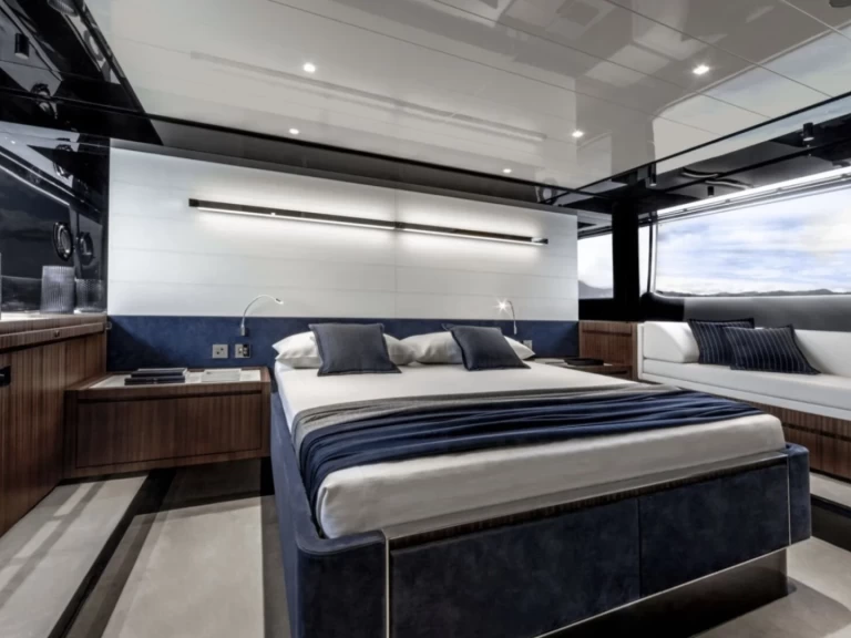 Wynajem w Saint-Tropez- Riva Rebel 66 na SamBoat