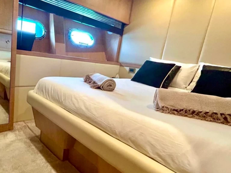 Wynajmij Alfamarine 78 w Saint-Tropez