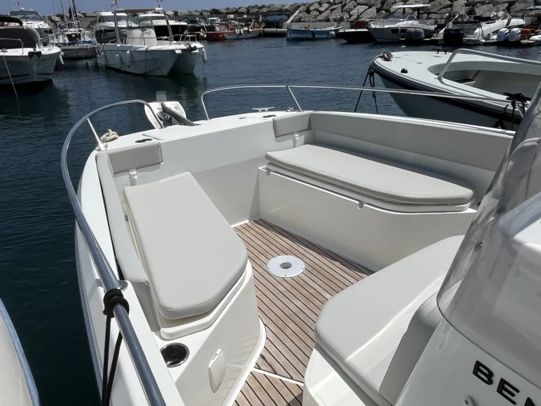 Wynajem w Les Issambres- Bénéteau Flyer 8 SPACEdeck na SamBoat