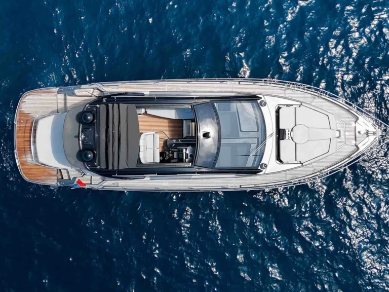 Wynajmij Luksusowy jacht z lub bez skippera Cranchi w Saint-Tropez