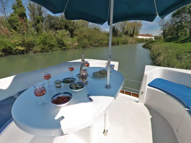 Wynajmij Motorówka z lub bez skippera Le Boat w Branges