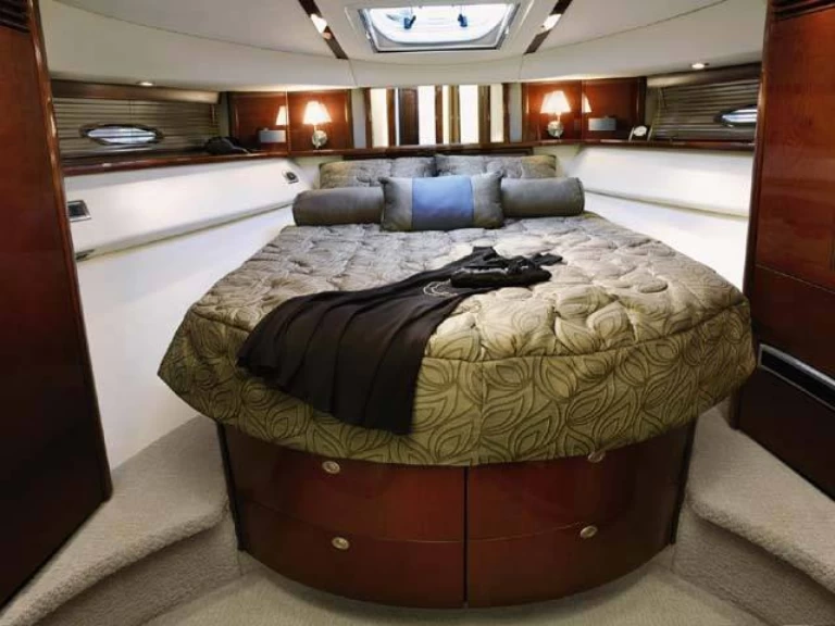 Wynajem Luksusowy jacht Sea Ray z patentem 