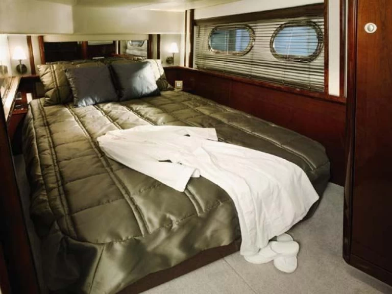 Luksusowy jacht do wynajmu w Miami w najlepszej cenie