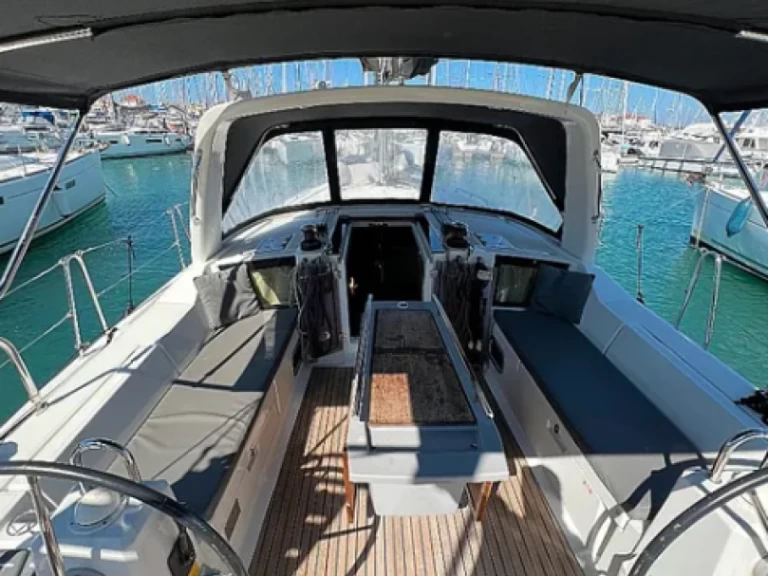 Wynajmij Żaglowiec z lub bez skippera Bénéteau w Lefkáda