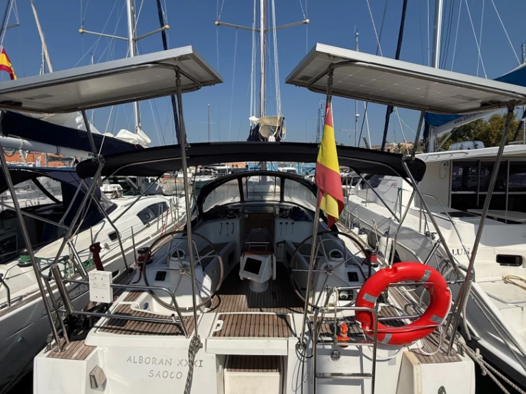 Wynajem łodzi Palma de Mallorca tanio Oceanis 43