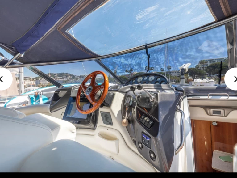 Wynajem Motorówka Cranchi z patentem 