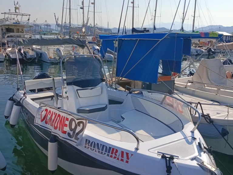 Wynajmij Motorówka z lub bez skippera Trimarchi w La Spezia