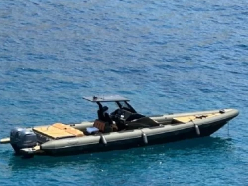 ZEN MARINE ZEN 40S między profesjonalistami a osobami prywatnymi w Pounta