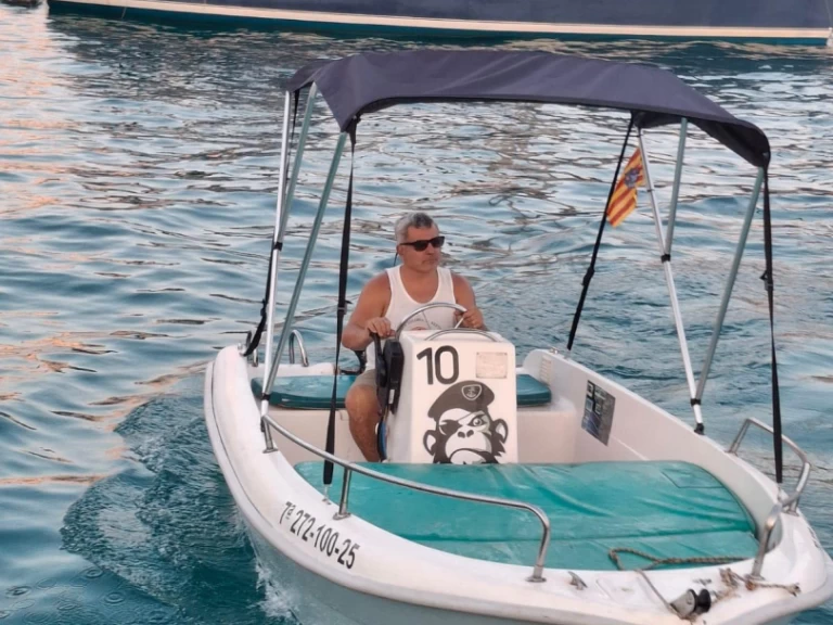 Wynajem Motorówka Estable z patentem 