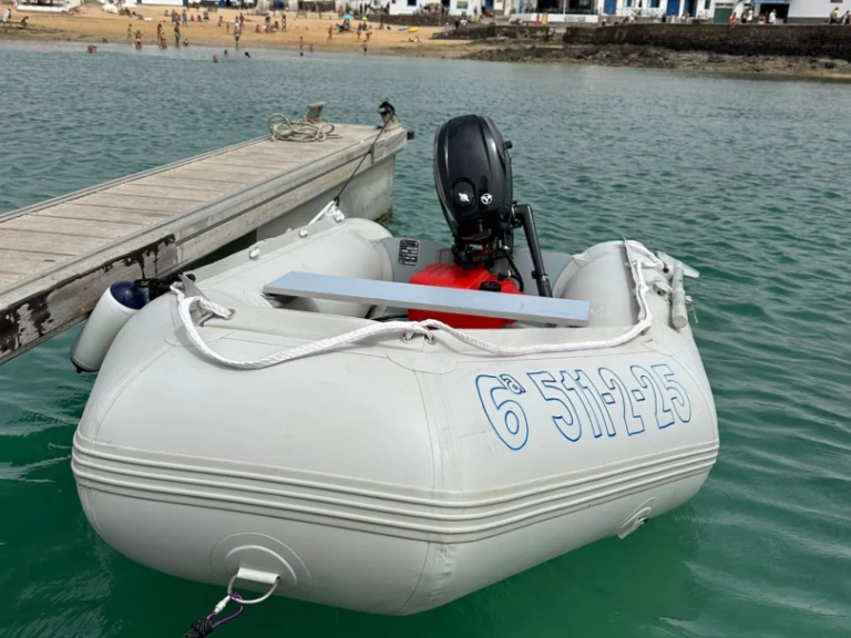 Ocean-Bay neumatica między profesjonalistami a osobami prywatnymi w Caleta de Sebo