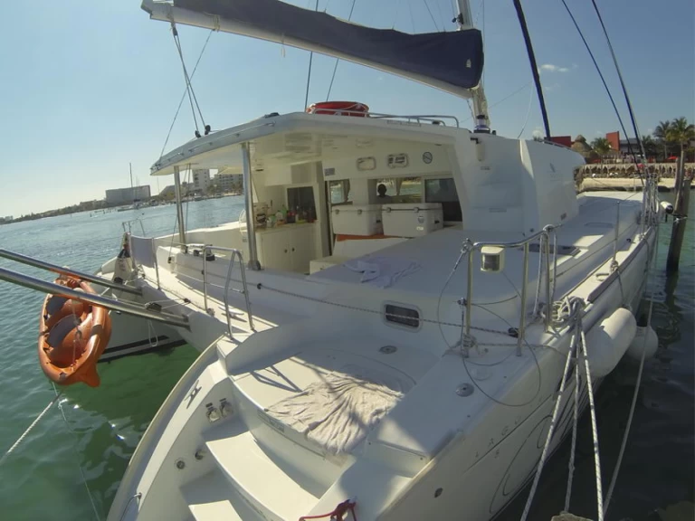 Wynajem łodzi Cancún tanio 550