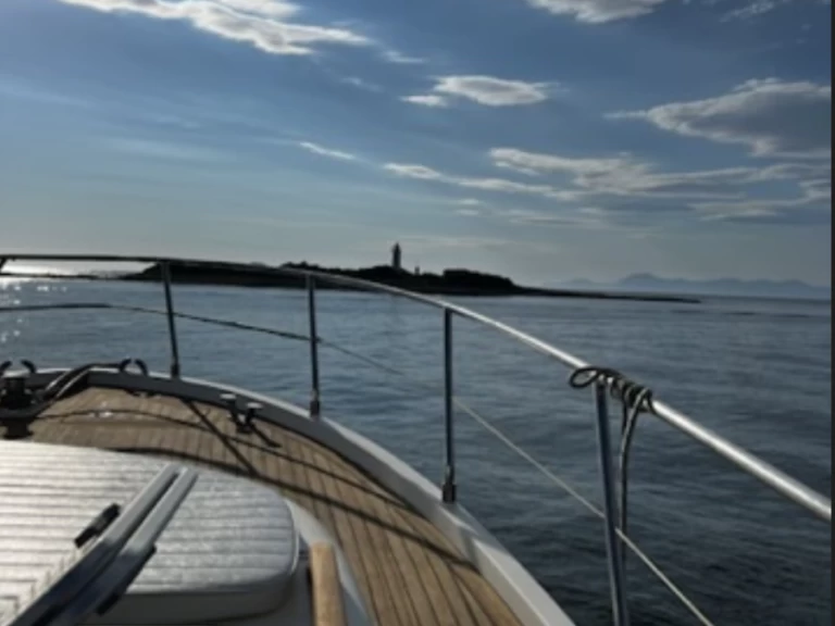 Wynajem łodzi Cantieri Estensi Goldstar 44 w Agnone na SamBoat 