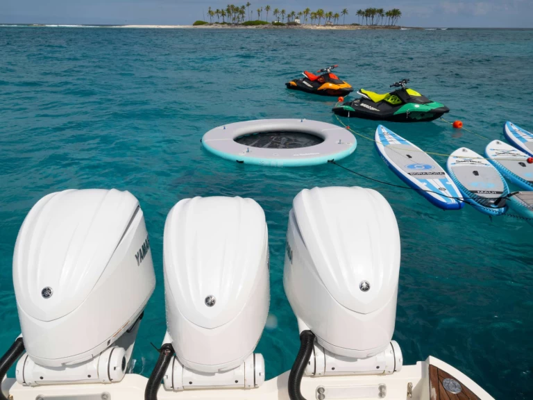 Mangusta TOTAL między profesjonalistami a osobami prywatnymi w Miami