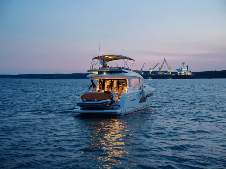 Wynajem łodzi Phường Hiệp Bình Phước tanio Princess 62 Fly