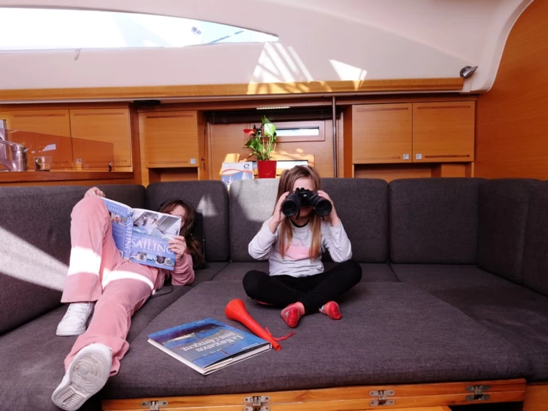 Wynajem łodzi Palaio Faliro tanio Elan Impression 444