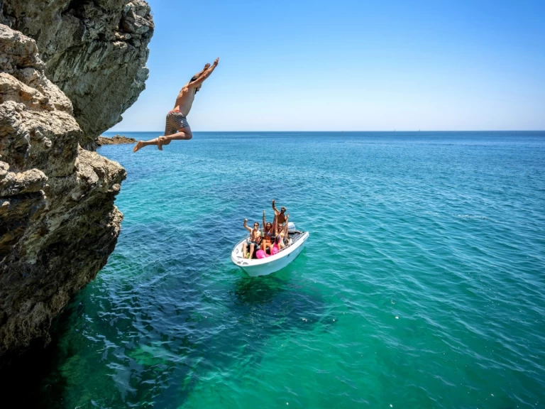 Wynajem w Sesimbra- Pioner Maxi Viking na SamBoat