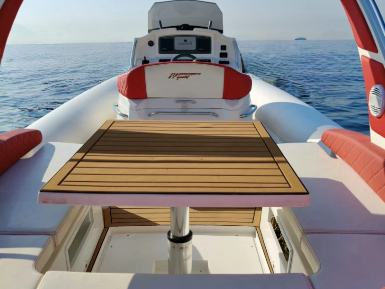 Wynajmij Panamera Yacht PY 90 w Neapol