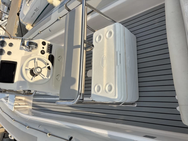 Wynajmij Valiant Valiant 760 Sport w Cavalaire-sur-Mer