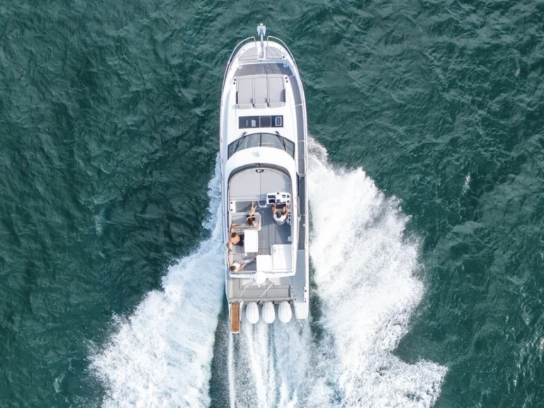 Wynajem Motorówka w Mandelieu-la-Napoule - Orion 06