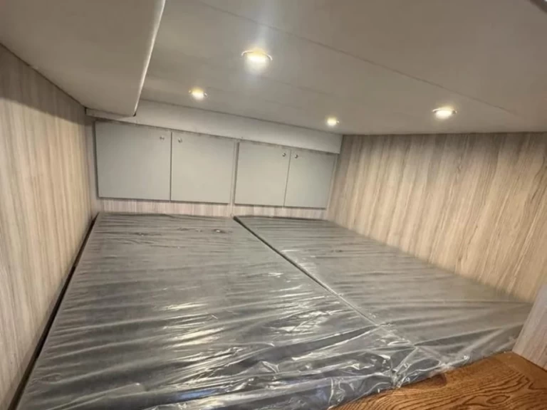 Wynajem łodzi MIAMI GOLD  33 WALK AROUND w Neapol na SamBoat 