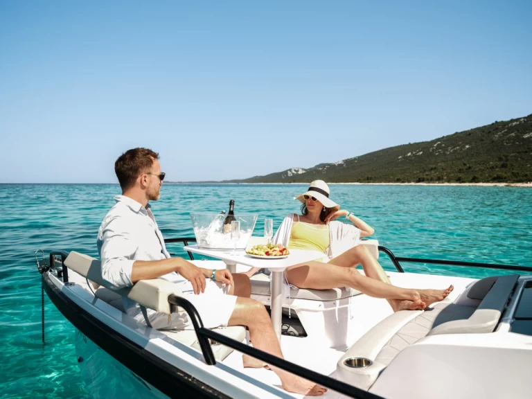 Wynajmij Axopar Axopar 29 Sun Top w Zaton