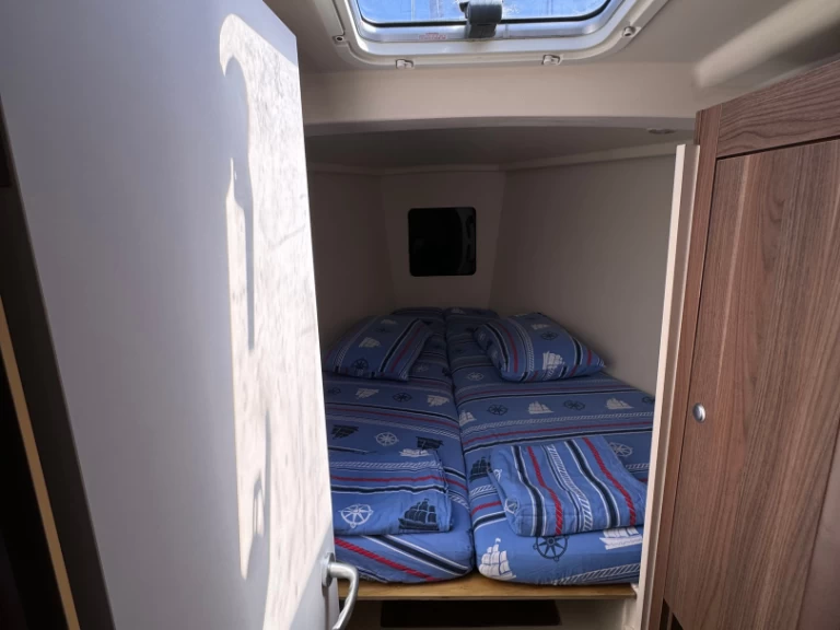 Dehler Varianta 44 między profesjonalistami a osobami prywatnymi w Castiglioncello