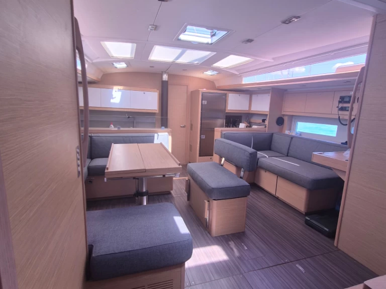 Żaglowiec do wynajmu w Castiglioncello w najlepszej cenie