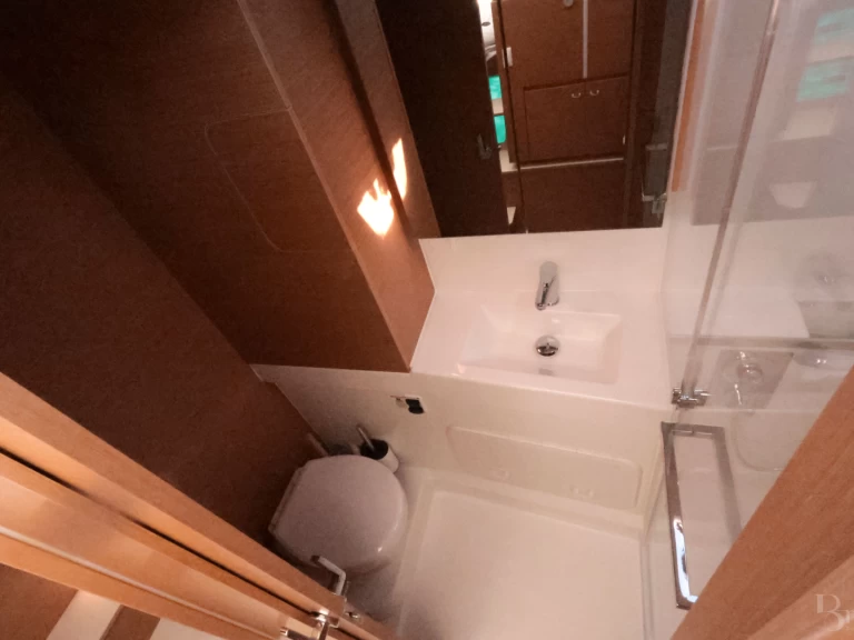 Wynajmij Katamaran z lub bez skippera Excess w Ajaccio