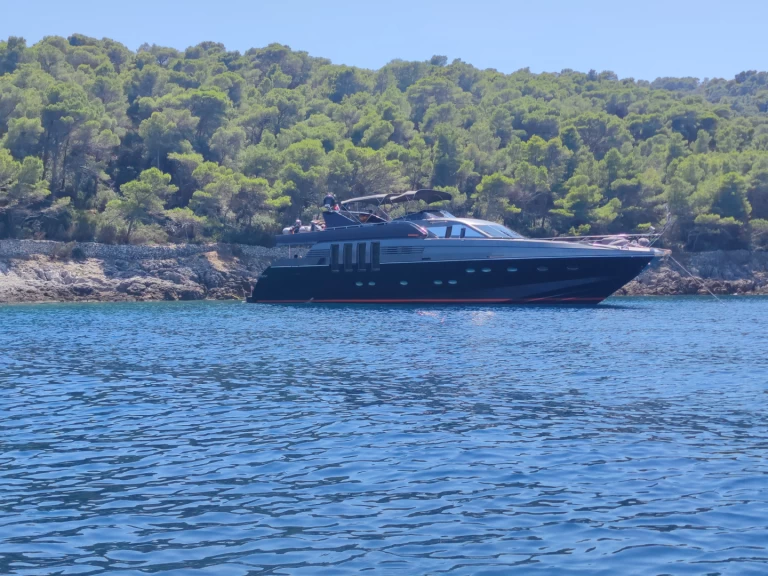 Wynajem łodzi Split tanio 82