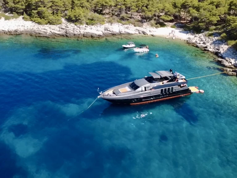 Wynajem łodzi Split tanio 82